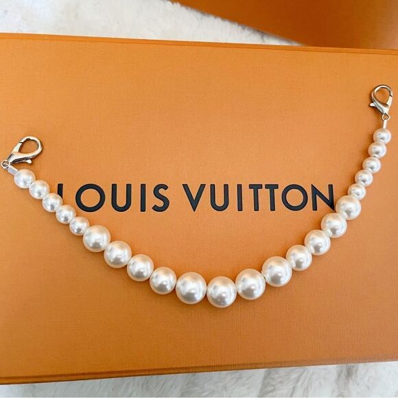 Pearl Bag Charm Accessory Strap - Picture 4 of 4